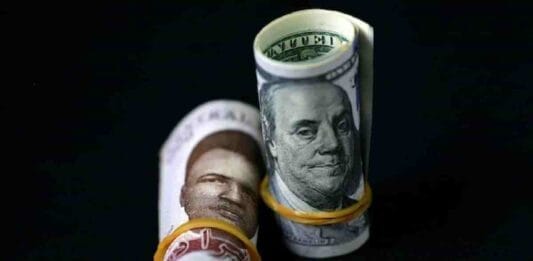 Naira Struggles to Retain Value as External Reserves Tumble