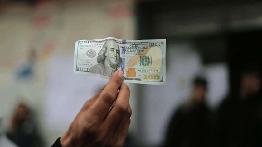 Dollar Slides Ahead Of U.s Data Release