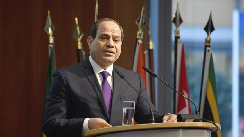 Egypt Faces Debt Risks Over High Non-Resident Outflows