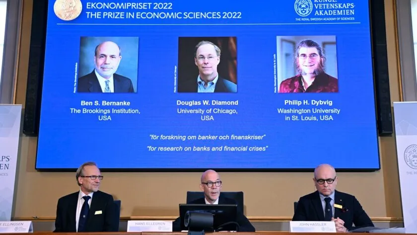 Ben Bernanke, Douglas Diamond, Philips Dybvig Awarded Nobel Prize in Economics