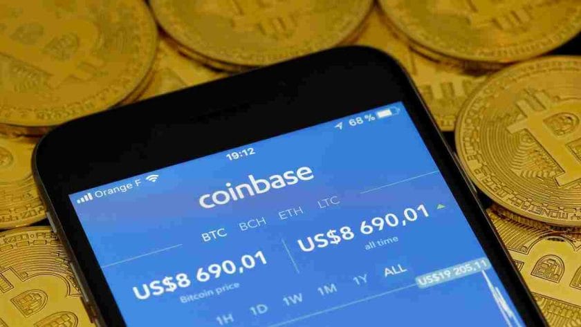 Bitcoin Down As Cryptocurrency Market Reverses Uptrend