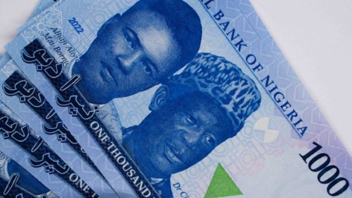 Naira Tumbles, FX Rate to Hit N785 in 1-Month