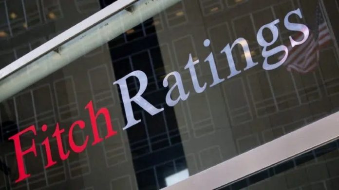 Fitch Affirms Uganda at 'B+' with Negative Outlook