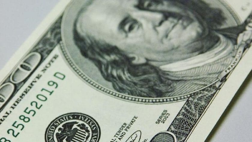 Large Exchange Rates Gap Rubbishes Naira Devaluation