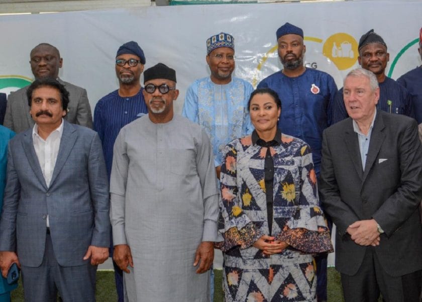 FG Vows to Tackle Pressure on Foreign Exchange FG Vows to Tackle Pressure on Foreign Exchange