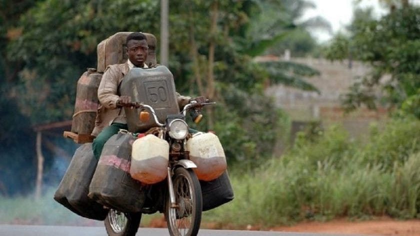Nigerian Customs Vows to End Petroleum Products Smuggling Nigerian Customs Vows to End Petroleum Products Smuggling