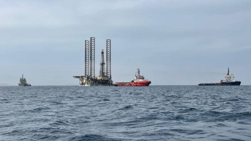 Oil Prices Climb as Attacks Persist at Red Sea