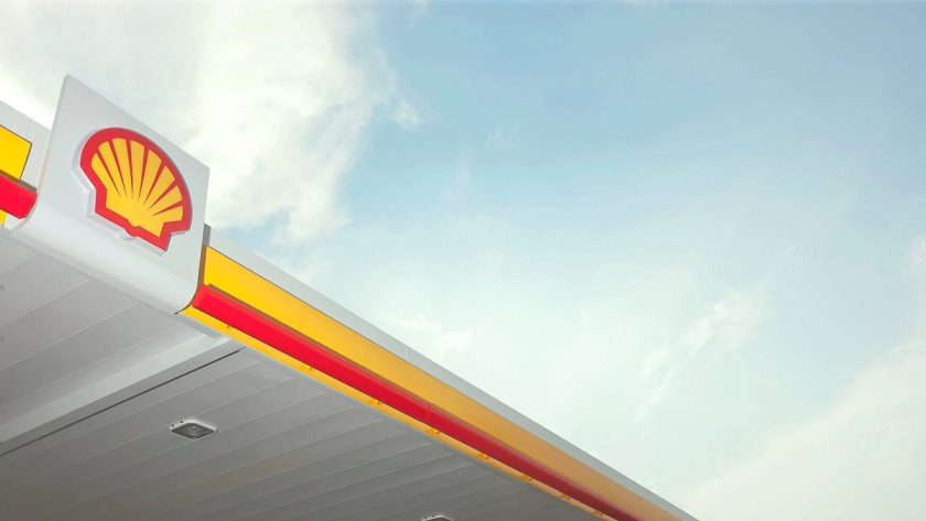 Shell to Sell Nigeria Onshore Oil Business for $2.4bn Shell to Sell Nigeria Onshore Oil Business for $2.4bn