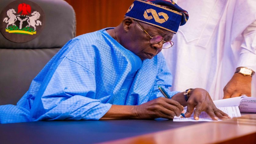 Nigeria's Economic Growth Slows to 2.74%