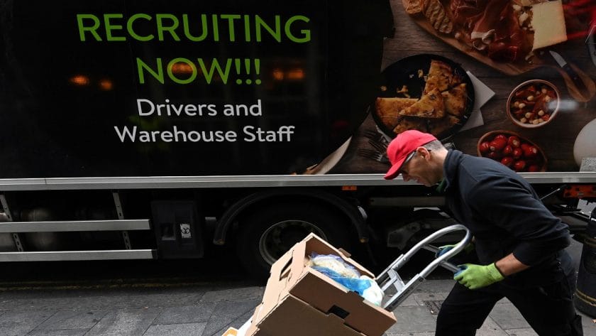 UK Unemployment Rate Declines to 3.8%