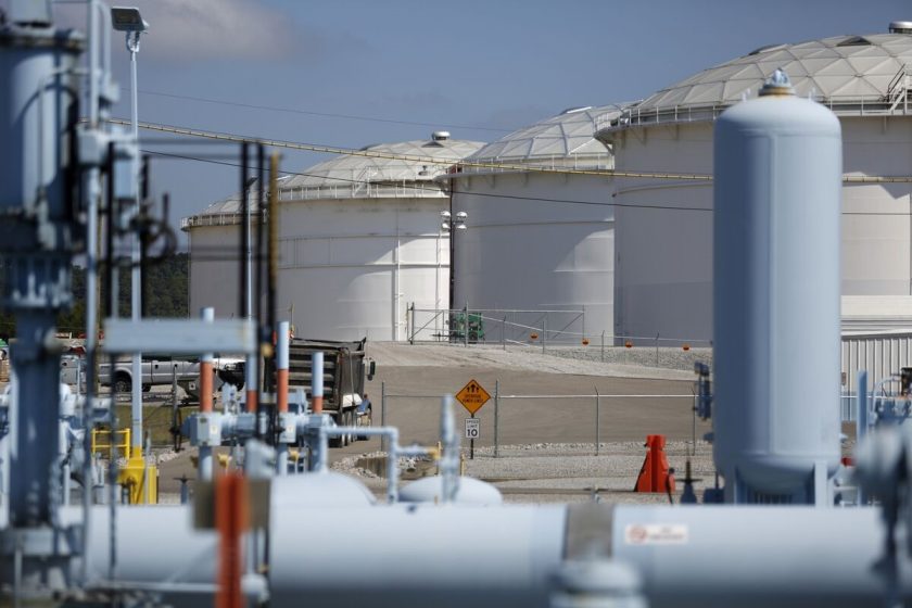 Brent Climbs by 2.5% on Positive Demand Outlook Brent Climbs by 2.5% on Positive Demand Outlook