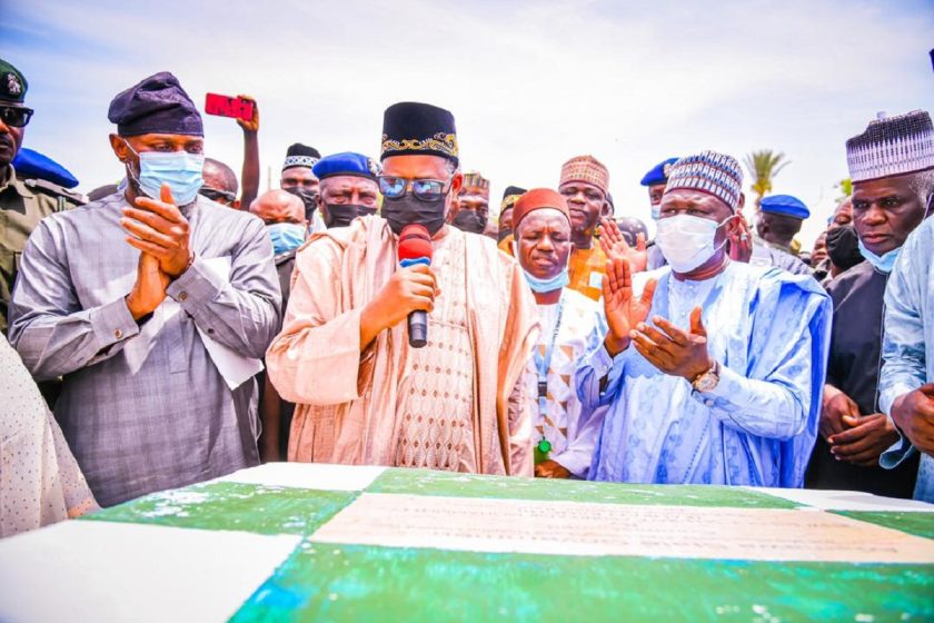 Mohammed, Fintiri Inaugurate N20bn Flyover Projects in Bauchi Mohammed, Fintiri Inaugurate N20bn Flyover Projects in Bauchi