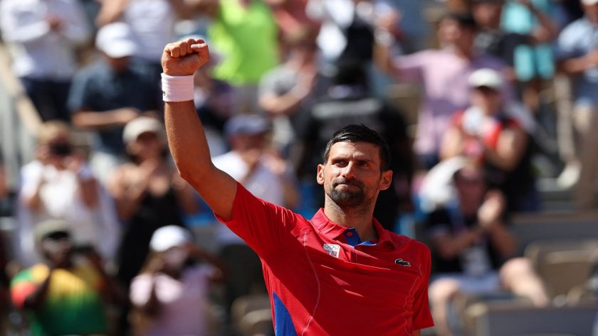 Djokovic Survives Wobble to Ease Past Nadal, Swiatek Cruises Djokovic Survives Wobble to Ease Past Nadal, Swiatek Cruises