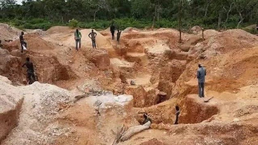 FG Shuts Down Illegal Gold Mine in Kogi