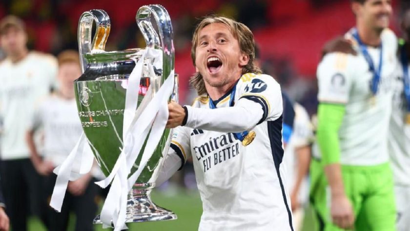 Modric Signs New 1-year Deal With Real Madrid