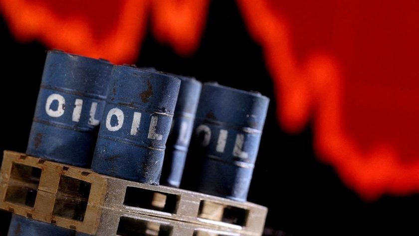 Oil Prices Fall After Bearish Reports, Weak Demand In China