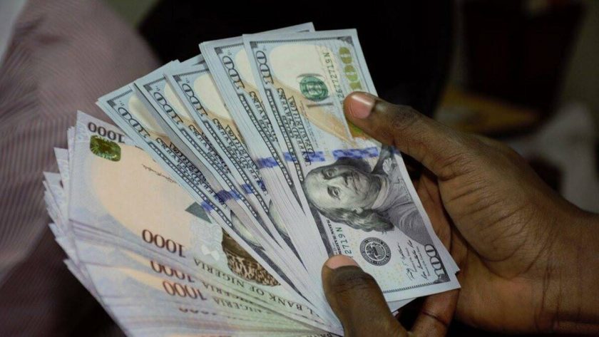 Naira Trades Mixed as Official Rate Exceeds Black Market Quote