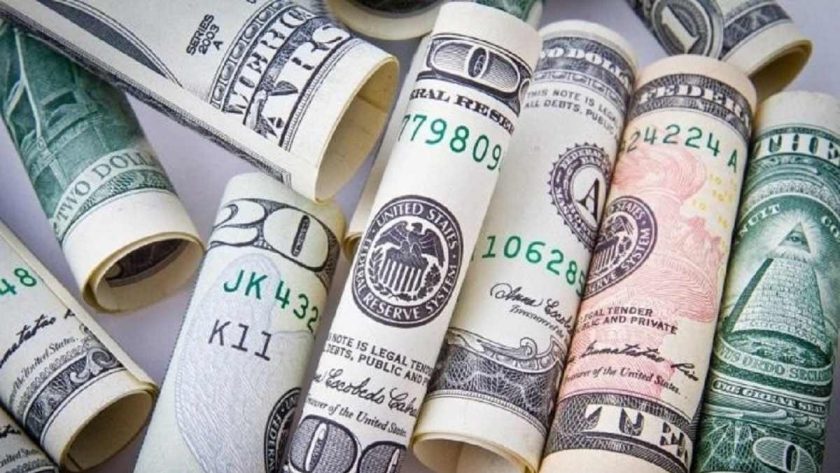 Sterling, Euro Strengthen as Forex Traders Sell Dollar