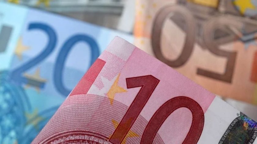 Euro Steady At $1.16, Ecb To Pause Rate Cuts