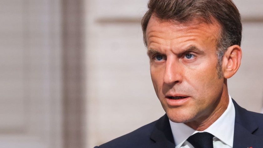 Fitch Downgrades France to ‘A+’ with Stable Outlook Fitch Downgrades France to 'A+' with Stable Outlook