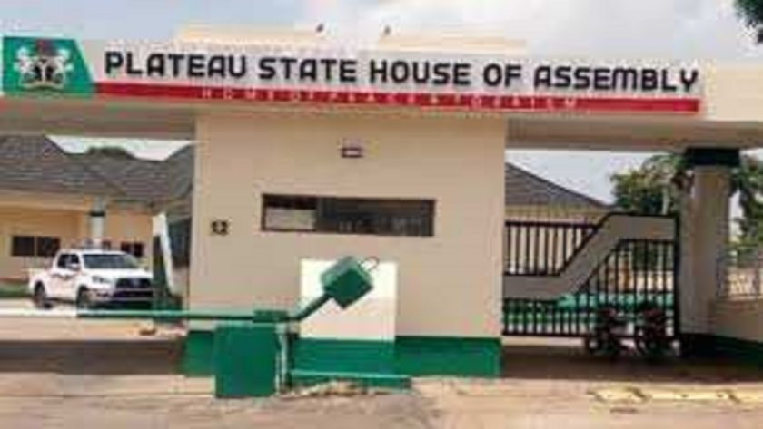 Plateau Assembly Wants End to Mandatory Yearly Textbooks Plateau Assembly Wants End to Mandatory Yearly Textbooks