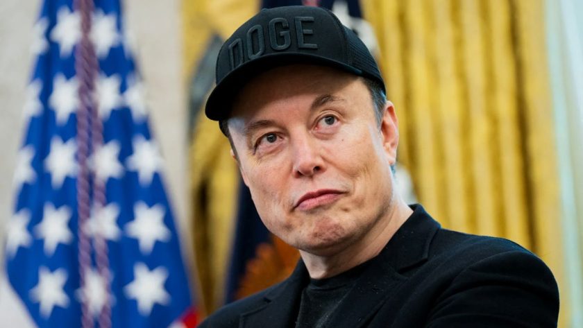 Elon Musk Becomes First to Hit $500bn Net Worth as Tesla Soars