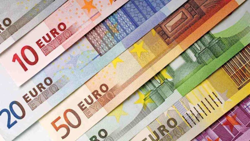 Euro Ticks Higher On Soft Us Economic Data