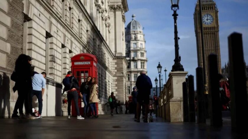 Uk Growth Slowdown Sparks Recession Fears Ahead Of Budget