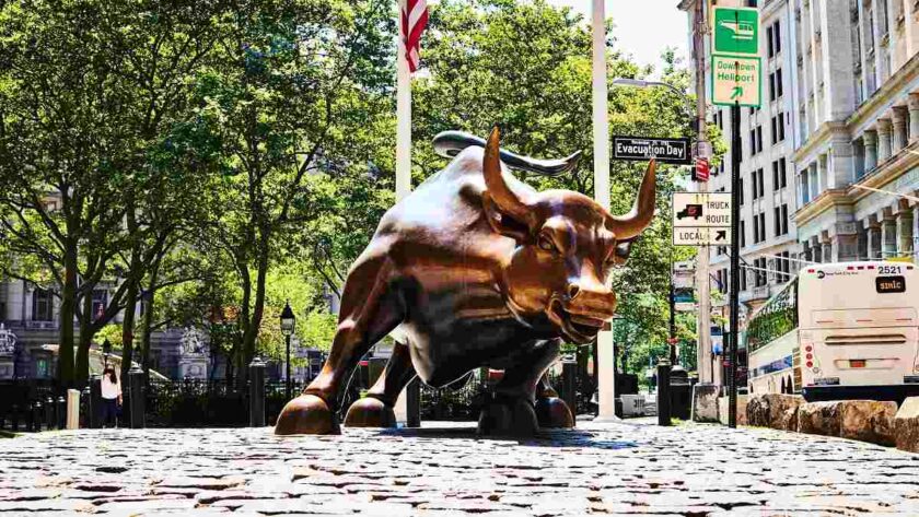 2 Reasons Why Wall Street Rally Could Suffer After Fed Cuts Rates