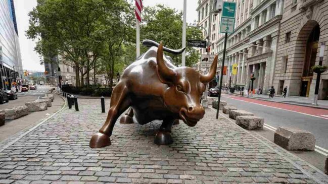 AI, Tech Stocks Power Wall Street to Record Highs