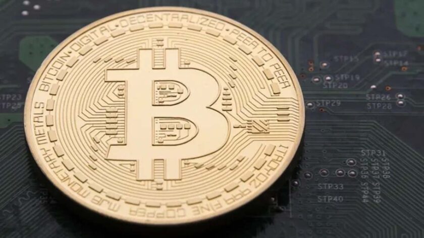 Btc, Eth, Xrp Dip Amidst White House July Crypto Law Target