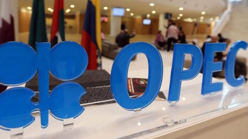 OPEC Oil Output Tumbles 1.7 mbpd in April