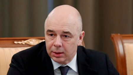 Russian Finance Minister Warns Hormuz Blockade Could Trigger Global Recession