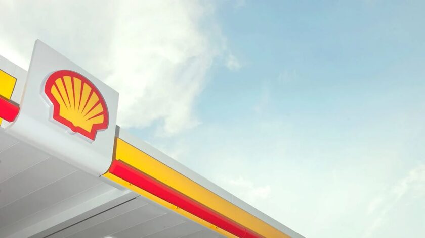 Shell Earnings Surge in Q2 on Higher Oil, Gas Prices Shell Earnings Surge in Q2 on Higher Oil, Gas Prices