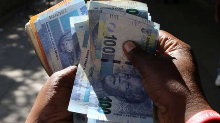 South African Rand Firmer Against USD, EUR, GBP as Oil Falls