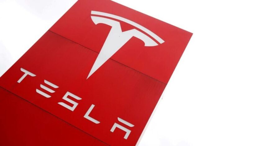 Tesla Tokenised bStocks Climbs 3.64% as Trading Volume Spikes
